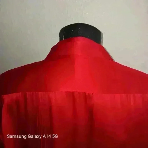 Anna and Frank 100 % Silk Red Button Down Dressy Shirt Size XL Holiday Party - Picture 12 of 13
